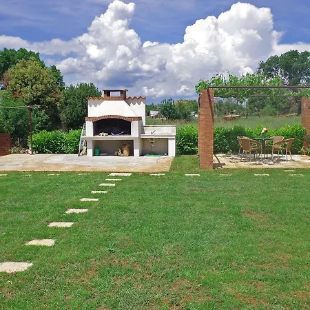 Holiday home Dream House For 4 Pax In Muntic With Pool